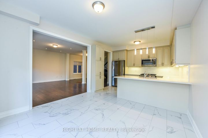 Photo 15 at 3 Prairie Creek Crescent, Bram West, Brampton