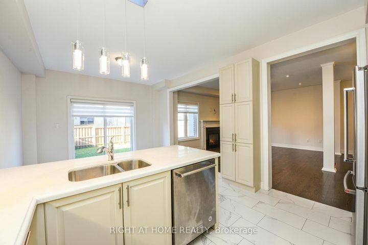 Photo 17 at 3 Prairie Creek Crescent, Bram West, Brampton