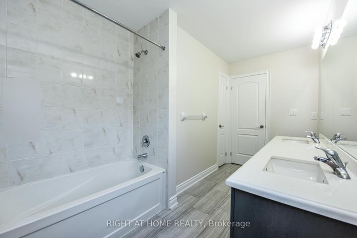 Photo 33 at 3 Prairie Creek Crescent, Bram West, Brampton