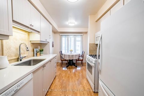 Photo 14 at 25 Thistlewaite Crescent, Malvern West, Toronto