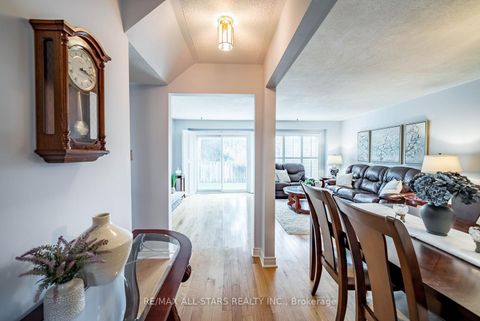 Photo 15 at 25 Thistlewaite Crescent, Malvern West, Toronto