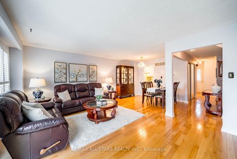 Photo 23 at 25 Thistlewaite Crescent, Malvern West, Toronto