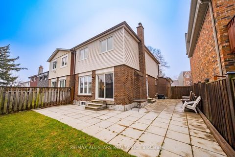 Photo 39 at 25 Thistlewaite Crescent, Malvern West, Toronto