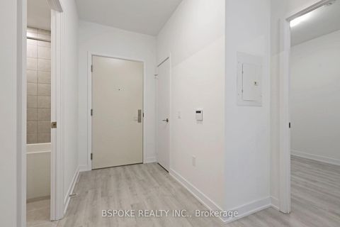 Photo 4 at 927 - 15 Richardson Street, Waterfront Communities C8, Toronto
