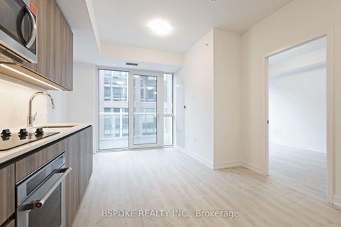 Photo 9 at 927 - 15 Richardson Street, Waterfront Communities C8, Toronto