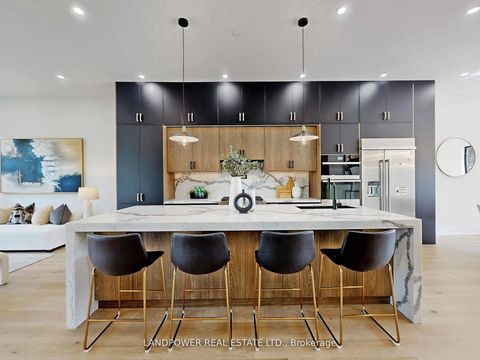 Photo 4 at 214 Brooke Avenue, Nortown, Toronto