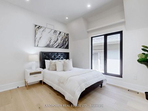 Photo 15 at 214 Brooke Avenue, Nortown, Toronto