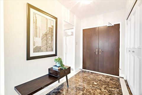 Photo 1 at 303 - 350 Lonsdale Road, Forest Hill South, Toronto