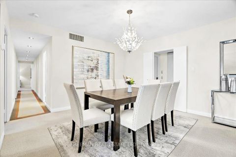 Photo 5 at 303 - 350 Lonsdale Road, Forest Hill South, Toronto