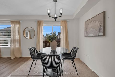 Photo 16 at 129 Hartford Crescent, Summerhill Estates, Newmarket