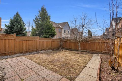 Photo 38 at 129 Hartford Crescent, Summerhill Estates, Newmarket