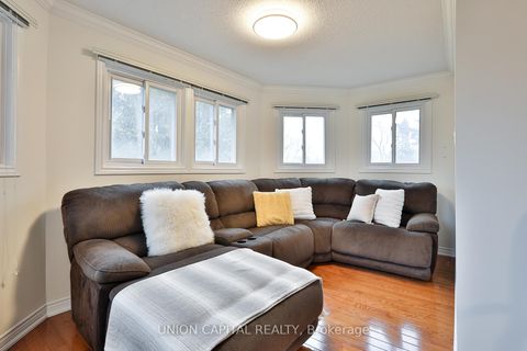 Photo 20 at 2 Mair Court, North Richvale, Richmond Hill