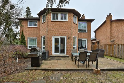 Photo 40 at 2 Mair Court, North Richvale, Richmond Hill