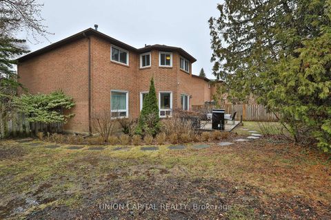 Photo 42 at 2 Mair Court, North Richvale, Richmond Hill