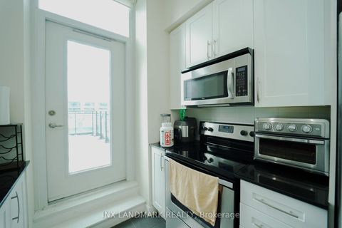 Photo 5 at 517 - 4070 Confederation Parkway, City Centre, Mississauga