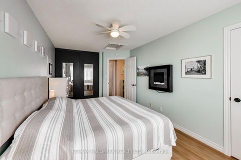 Photo 27 at 94 William Curtis Circle, College Manor, Newmarket