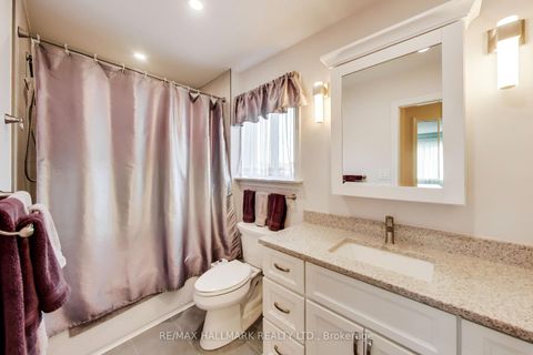 Photo 34 at 94 William Curtis Circle, College Manor, Newmarket