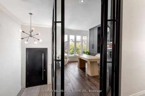 Photo 1 at 72B Renfield Street, Amesbury, Toronto