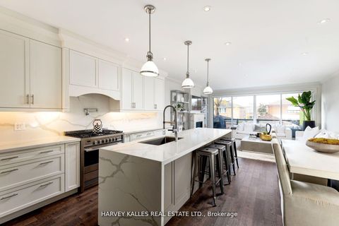 Photo 4 at 72B Renfield Street, Amesbury, Toronto