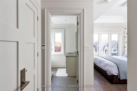 Photo 14 at 72B Renfield Street, Amesbury, Toronto