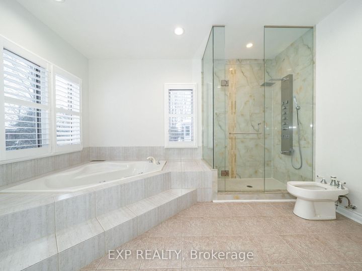 Photo 28 at 10 Edmund Crescent, Bayview Hill, Richmond Hill