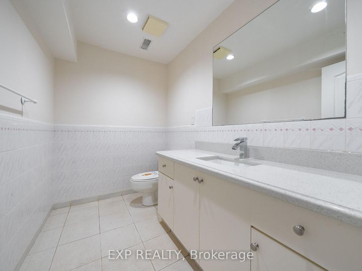 Photo 44 at 10 Edmund Crescent, Bayview Hill, Richmond Hill