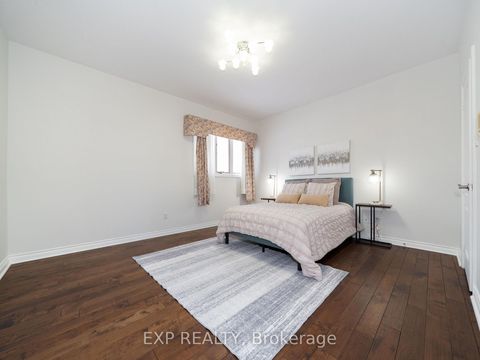 Photo 39 at 10 Edmund Crescent, Bayview Hill, Richmond Hill