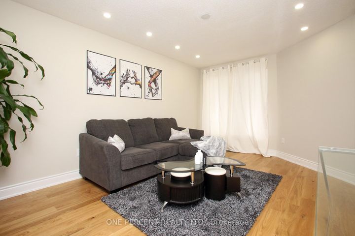 Photo 4 at 5 Watson Road, Georgetown, Halton Hills