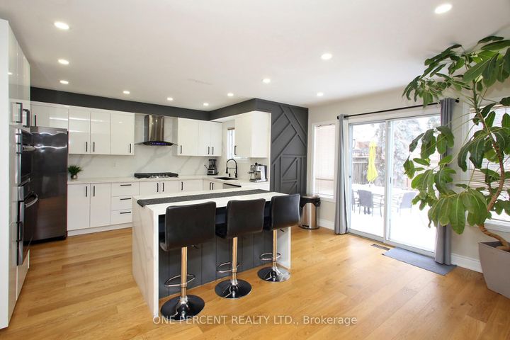 Photo 7 at 5 Watson Road, Georgetown, Halton Hills