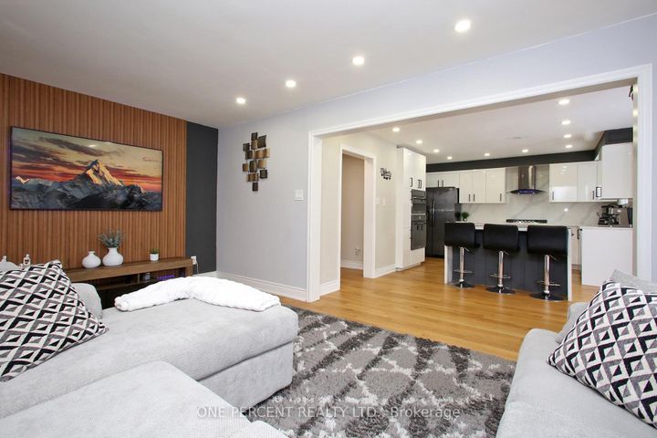 Photo 12 at 5 Watson Road, Georgetown, Halton Hills