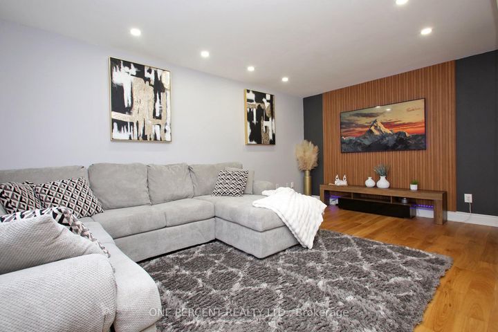 Photo 13 at 5 Watson Road, Georgetown, Halton Hills