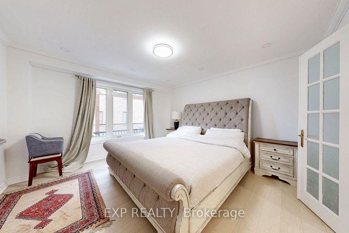 Photo 11 at 870 Robellino Court, Wyndham, Newmarket