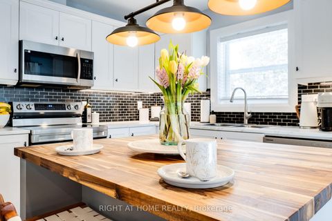 Photo 13 at 54 Blue Jay Boulevard, Virginia, Georgina