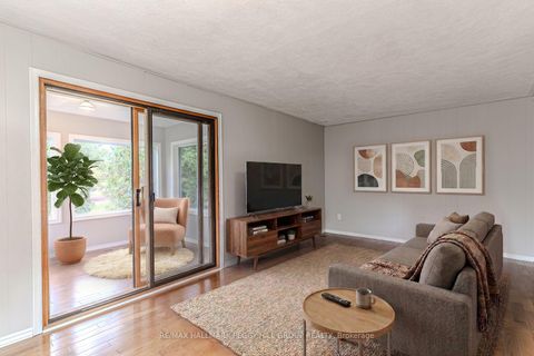 Photo 7 at 537 Huronia Road, 400 East, Barrie