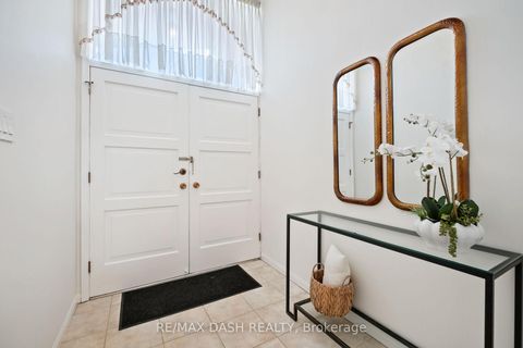 Photo 4 at 48 Russfax Drive, Branson, Toronto