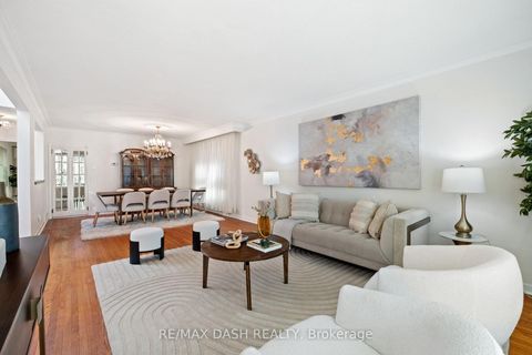 Photo 8 at 48 Russfax Drive, Branson, Toronto