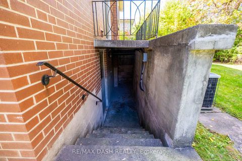 Photo 36 at 48 Russfax Drive, Branson, Toronto