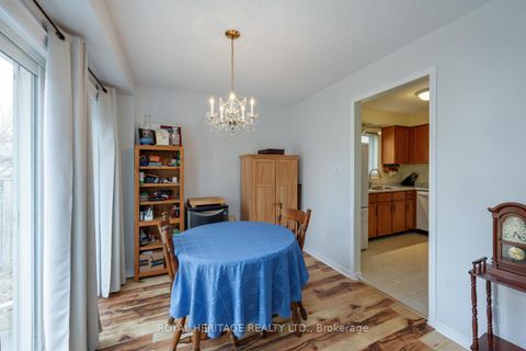 Photo 8 at 830 Castlegrove Avenue, McLaughlin, Oshawa