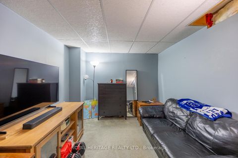 Photo 26 at 830 Castlegrove Avenue, McLaughlin, Oshawa