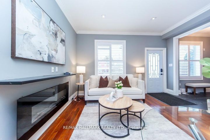 Photo 2 at 226 Ritson Road S, Central, Oshawa