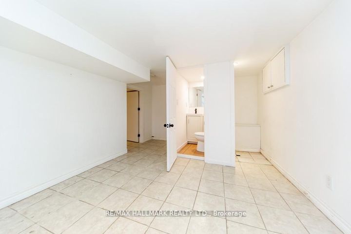 Photo 34 at 226 Ritson Road S, Central, Oshawa