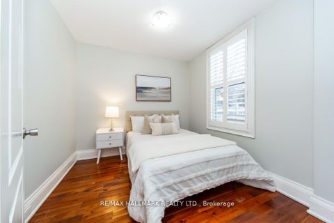 Photo 15 at 226 Ritson Road S, Central, Oshawa