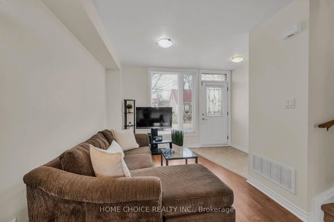 Photo 4 at 121 - 10 Fairwood Crescent, West Hill, Toronto