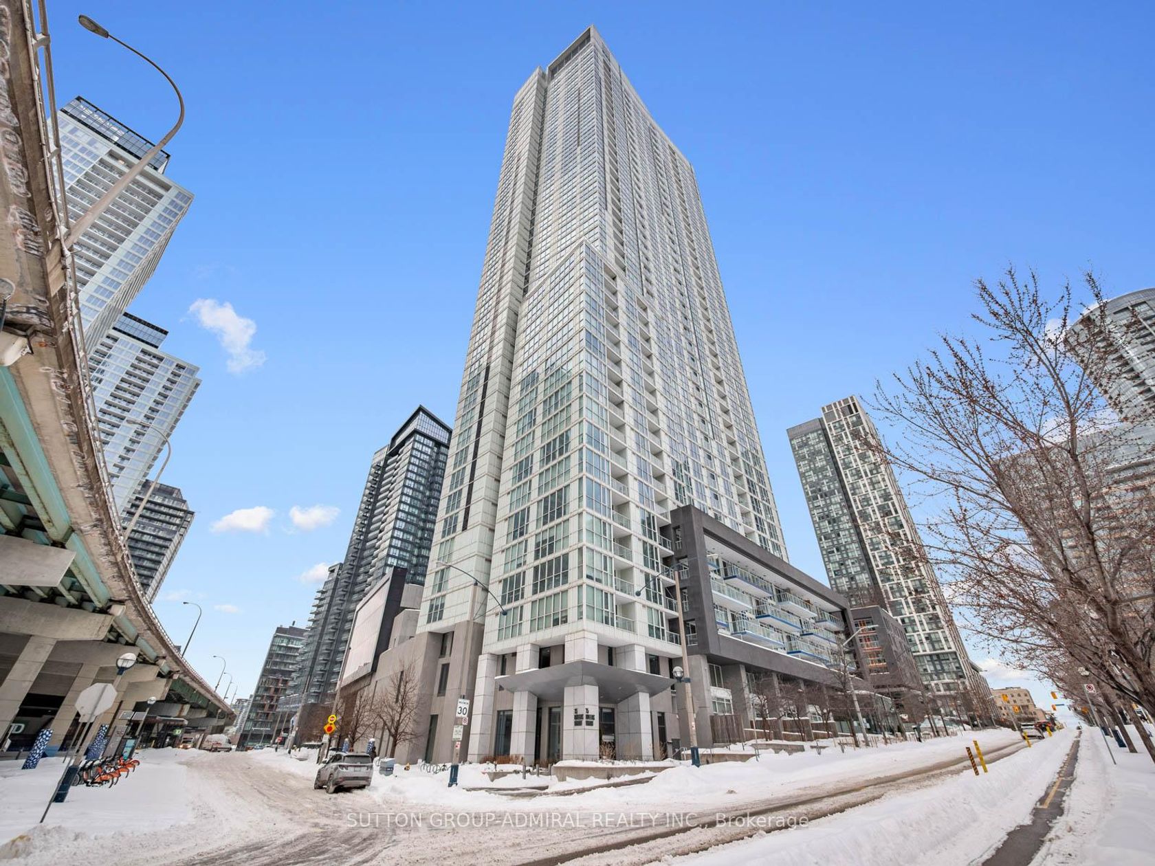 315 - 75 Queens Wharf Road, Waterfront Communities C1, Toronto 