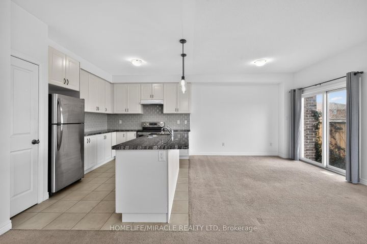 Photo 11 at 23 Pinot Crescent, Stoney Creek, Hamilton