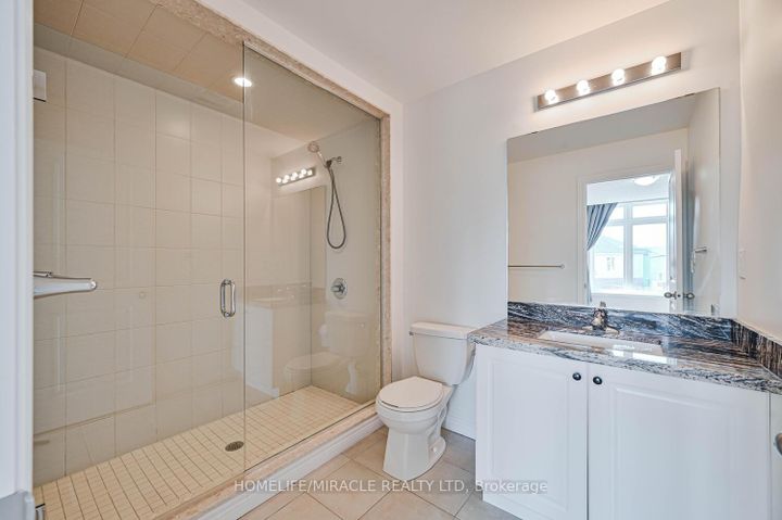 Photo 30 at 23 Pinot Crescent, Stoney Creek, Hamilton