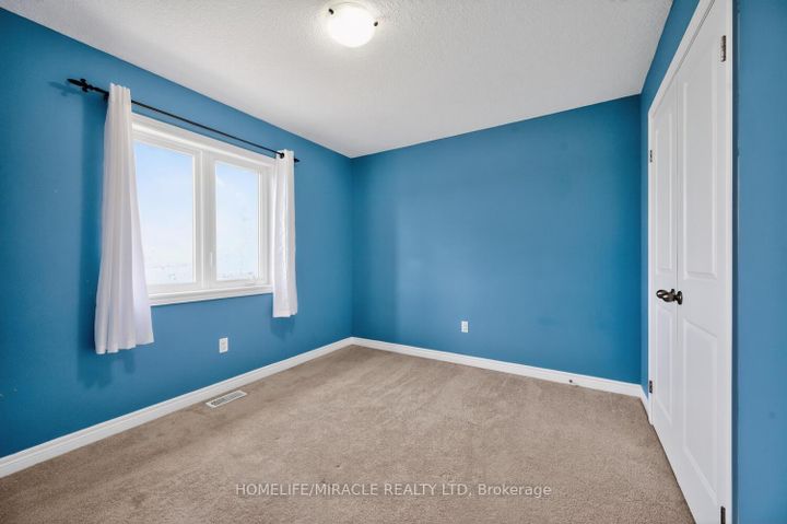 Photo 36 at 23 Pinot Crescent, Stoney Creek, Hamilton