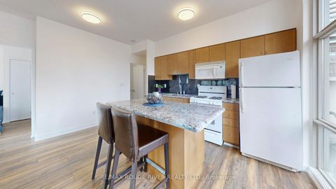 Photo 11 at M03 - 9 Spadina Avenue, Waterfront Communities C1, Toronto