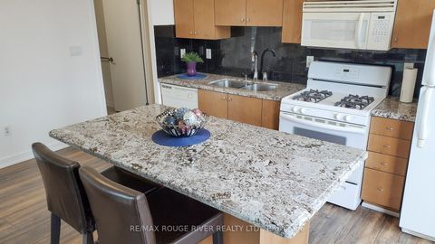 Photo 14 at M03 - 9 Spadina Avenue, Waterfront Communities C1, Toronto