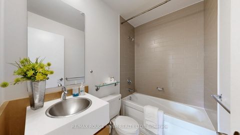 Photo 20 at M03 - 9 Spadina Avenue, Waterfront Communities C1, Toronto